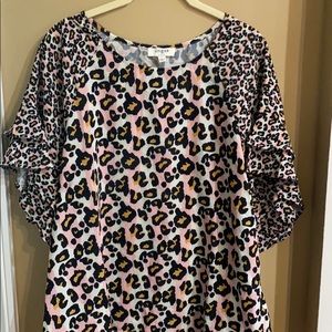Umgee cheetah print shirt
